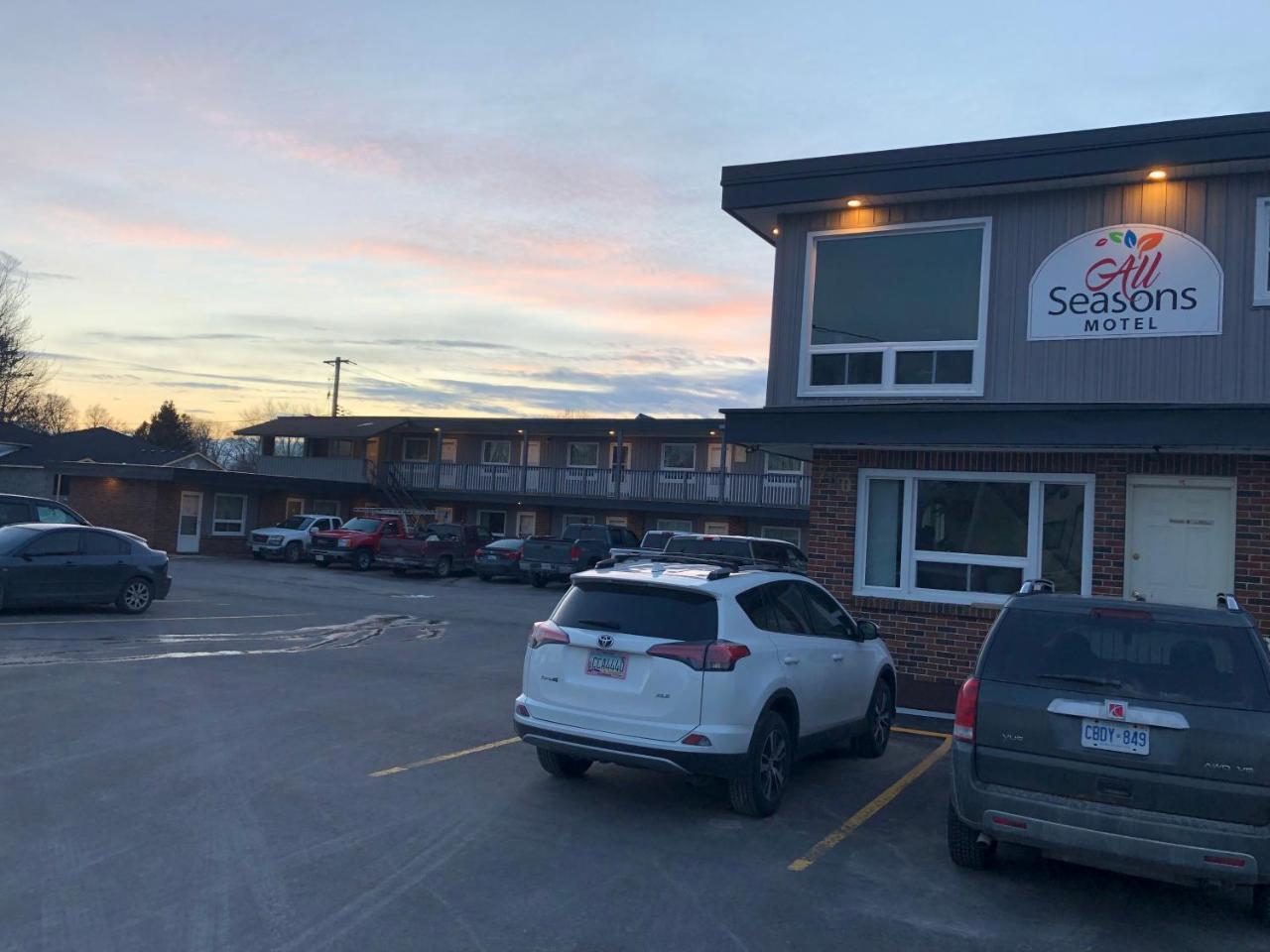 All Seasons Motel Port Elgin Exterior photo